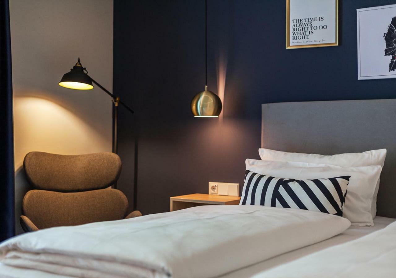 Hotel Wittorf นอยมึนสเตอร์ ภายนอก รูปภาพ
